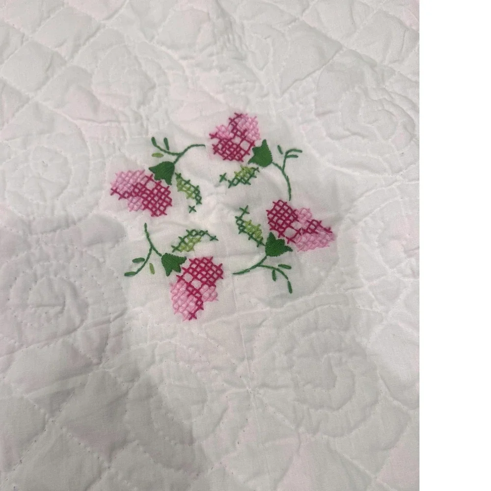 Vintage Handmade Cross Stitch Floral Quilt Cottagecore Pink Roses Full Queen